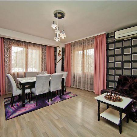 Perla 2-Bdrm In The Heart Of The City Warna Zewnętrze zdjęcie
