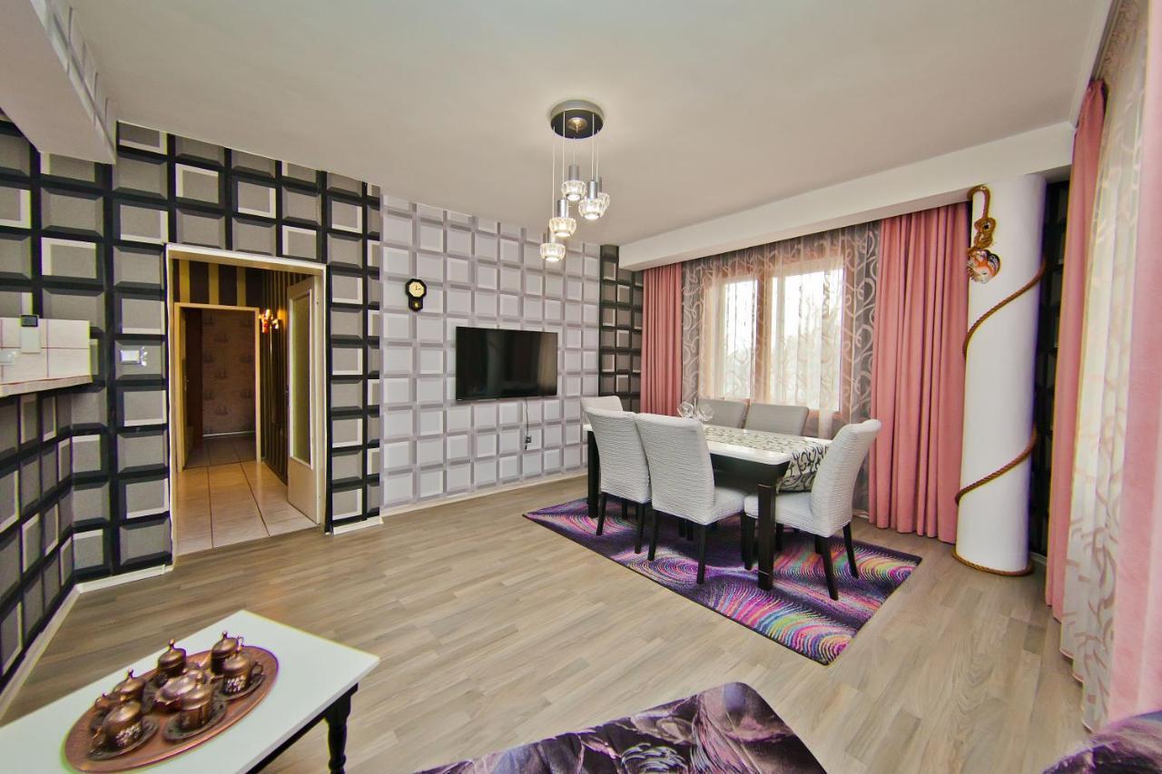 Perla 2-Bdrm In The Heart Of The City Warna Zewnętrze zdjęcie